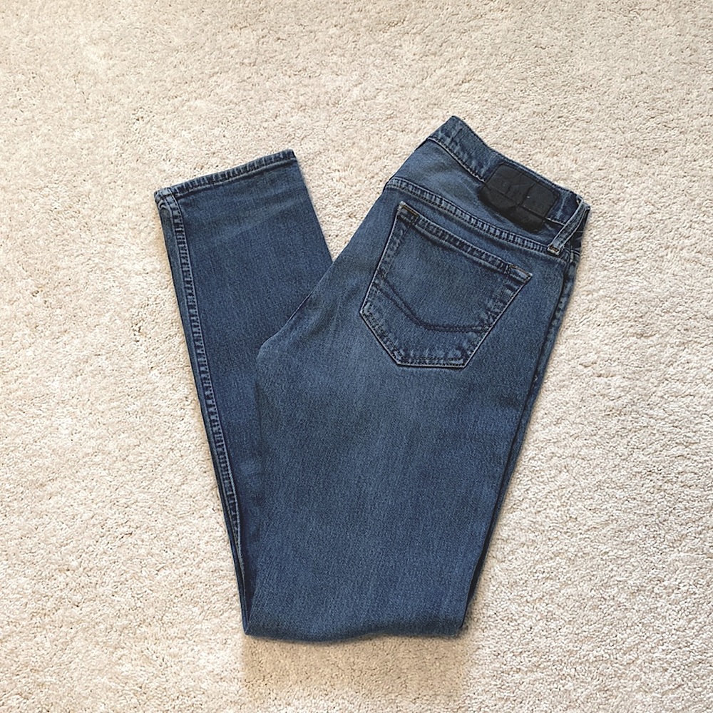 Bullhead skinny jeans size 28 x 30